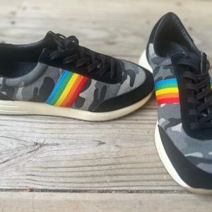 Retro Gola Montreal rainbow/camo sneakers /size 8